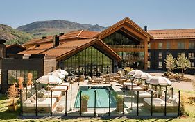 Fyri Resort  4*